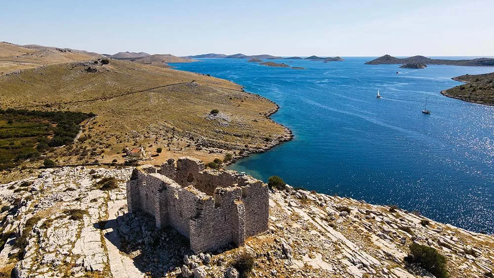 castillo en las islas Kornati